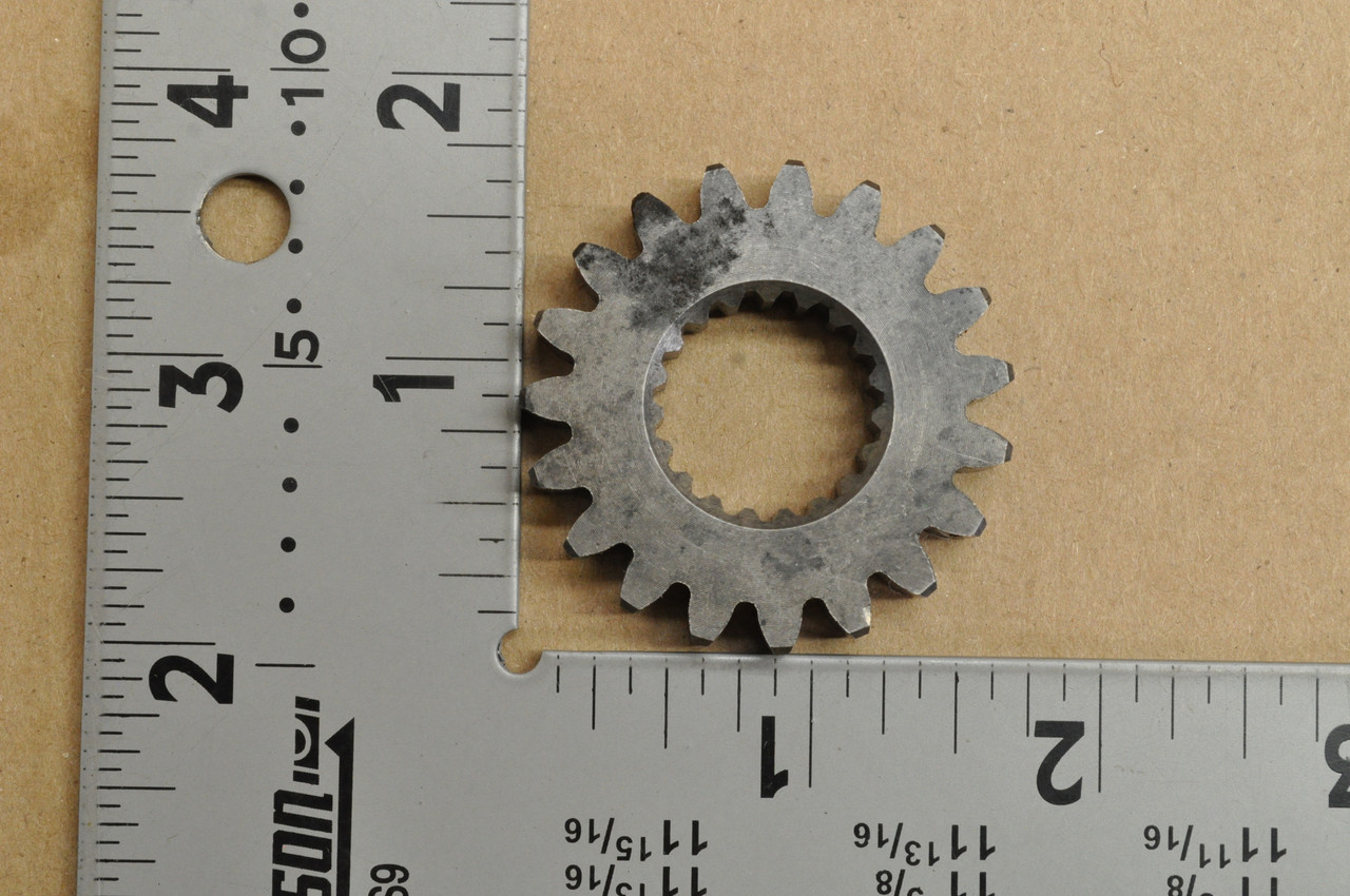 Vintage Used OEM Honda 1979-80 CR125 R Primary Drive Gear 19T 13615-444-000