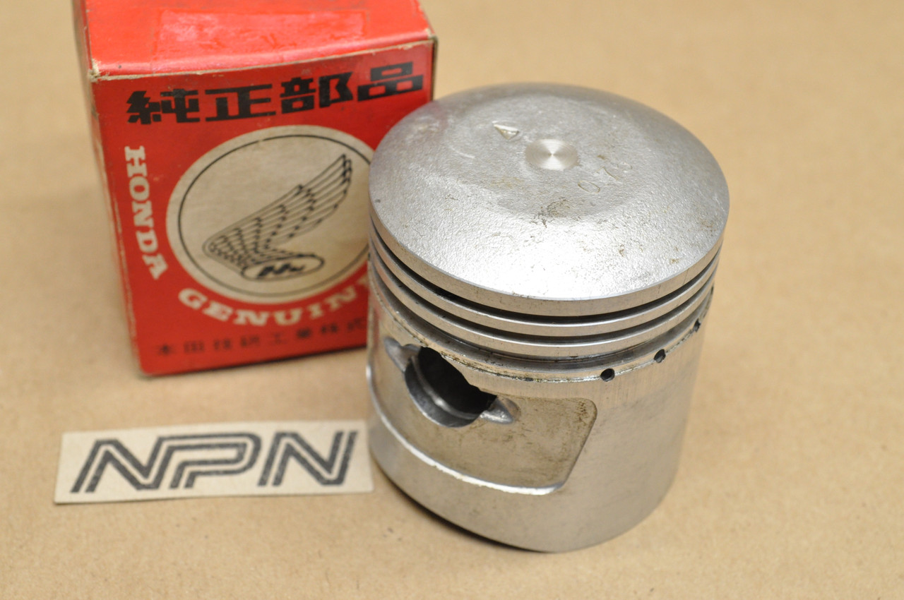 NOS Honda C200 CA200 CT200 Piston .75 Oversize 13104-030-000