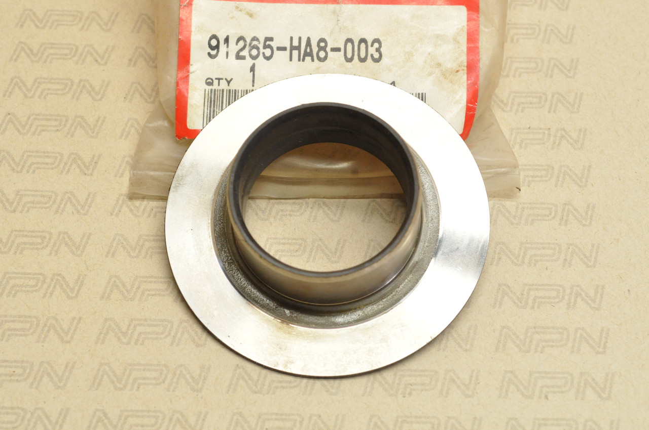 NOS Honda ATC250 TRX250 TRX350 TRX400 Brake Side Dust Seal Ring 91265-HA8-003