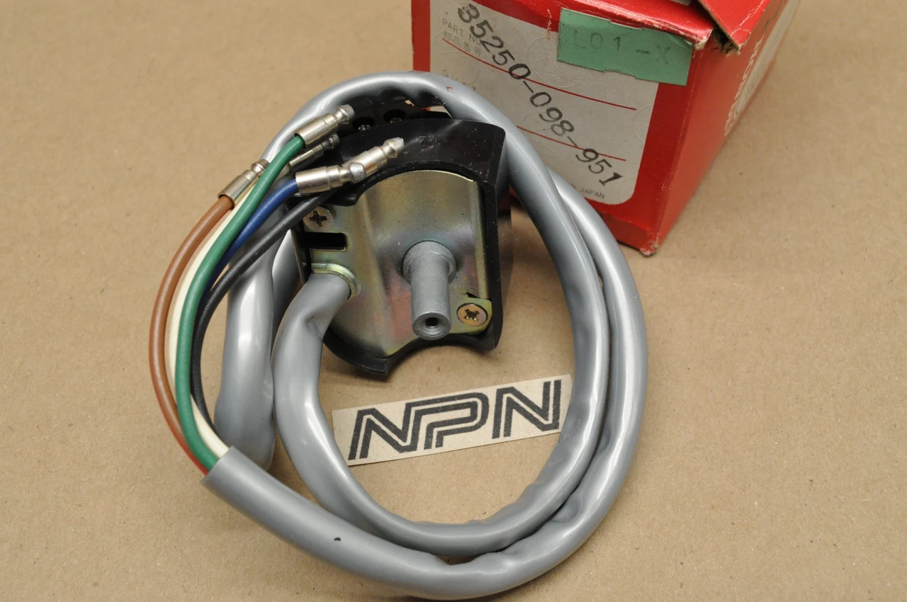 NOS Honda CT70 K2-K3 Engine Run Stop Off Kill Light Hi Lo Switch 35250-098-951