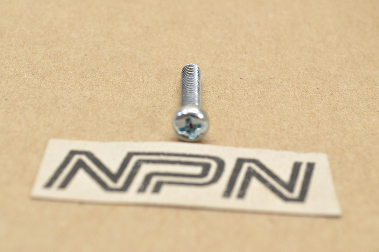 NOS Honda CB72 CB77 MT125 K0-K1 P50 Pan Head Screw 4x20 93500-04020