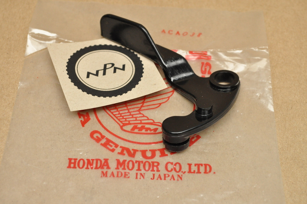 NOS Honda ATC90 K0-K1 Black Thumb Throttle Lever 53145-918-308