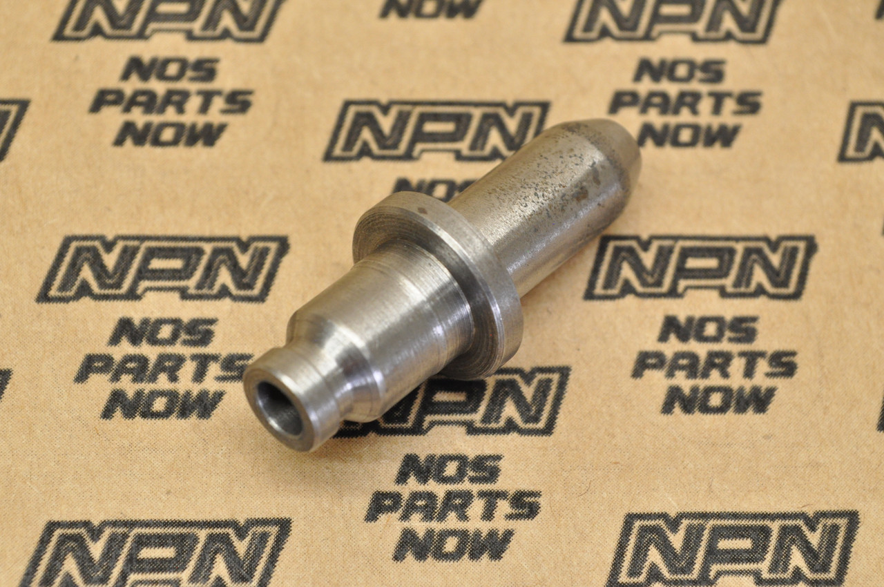 NOS Honda CB400 CB450 CM400 CM450 Intake Valve Guide 12231-413-305
