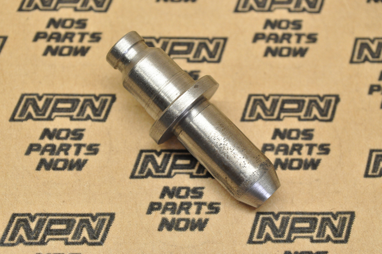 NOS Honda CB400 CB450 CM400 CM450 Intake Valve Guide 12231-413-305
