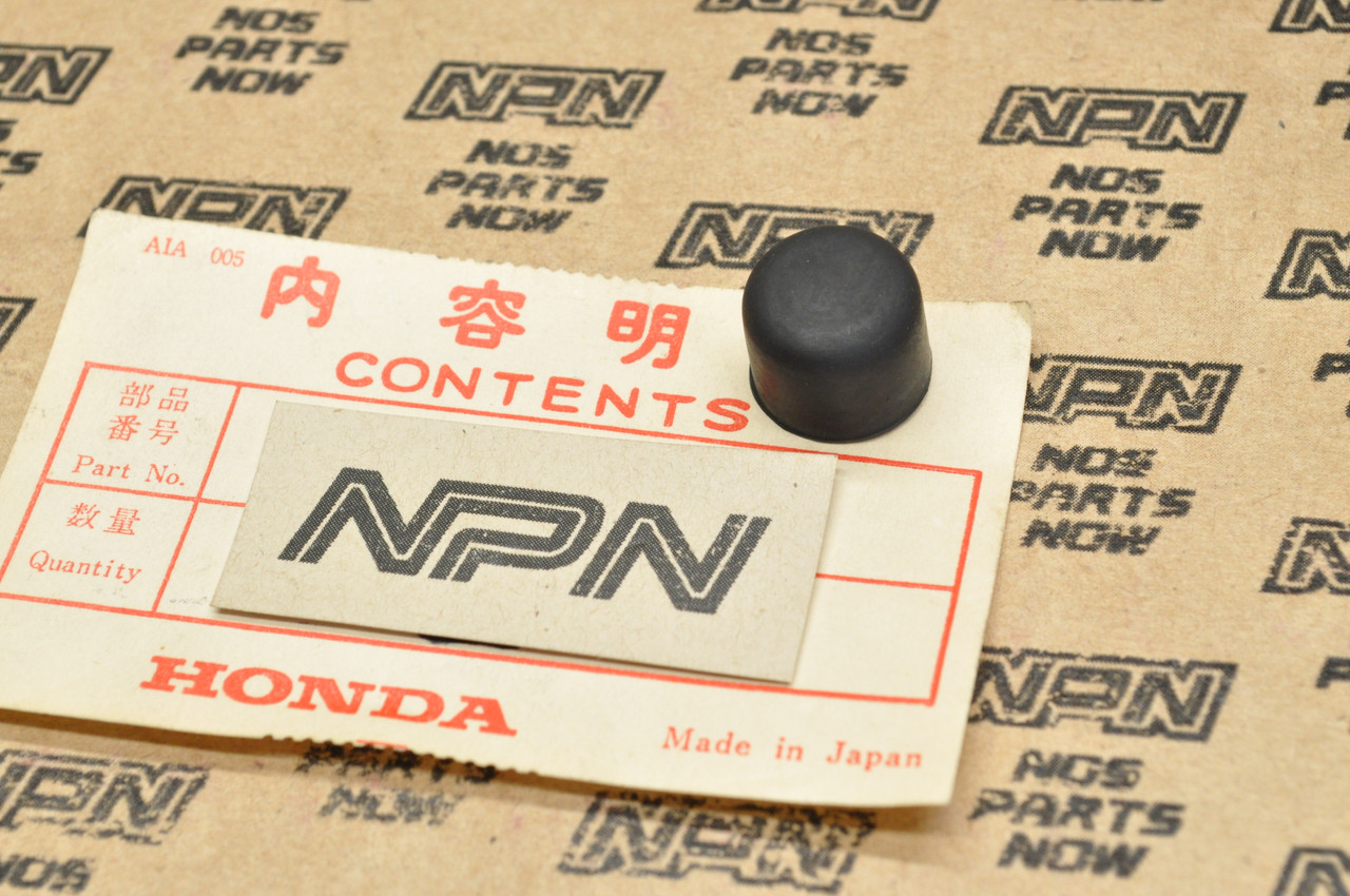 NOS Honda Z50 A K0-K1 Fuel Gas Tank Front Mount Rubber 17611-045-020