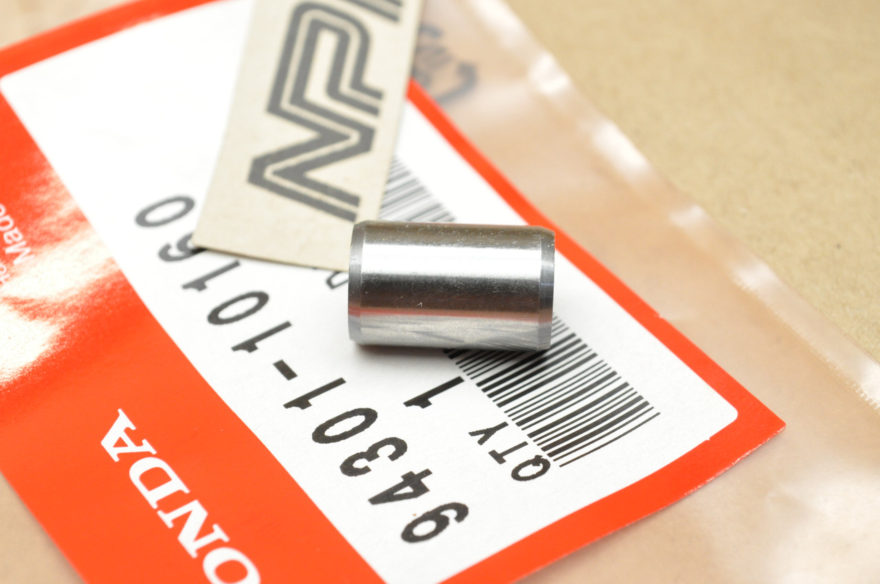 NOS Honda ATC250 CB750 CR250 CT90 GL1200 SL350 XR350 Dowel Pin 94301-10160