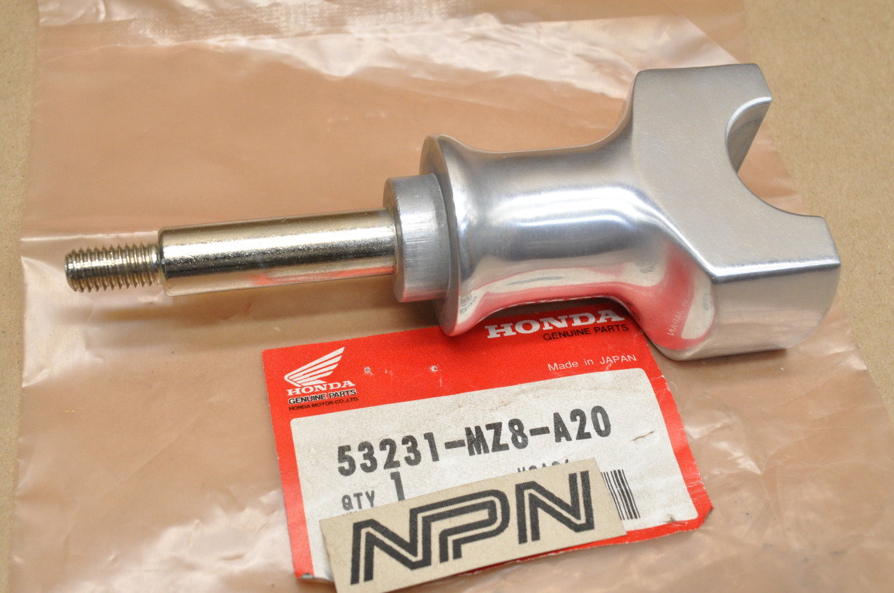 NOS Honda VT1100 VT600 VT750 Lower Handle Bar Riser Clamp Holder 53231-MZ8-A20
