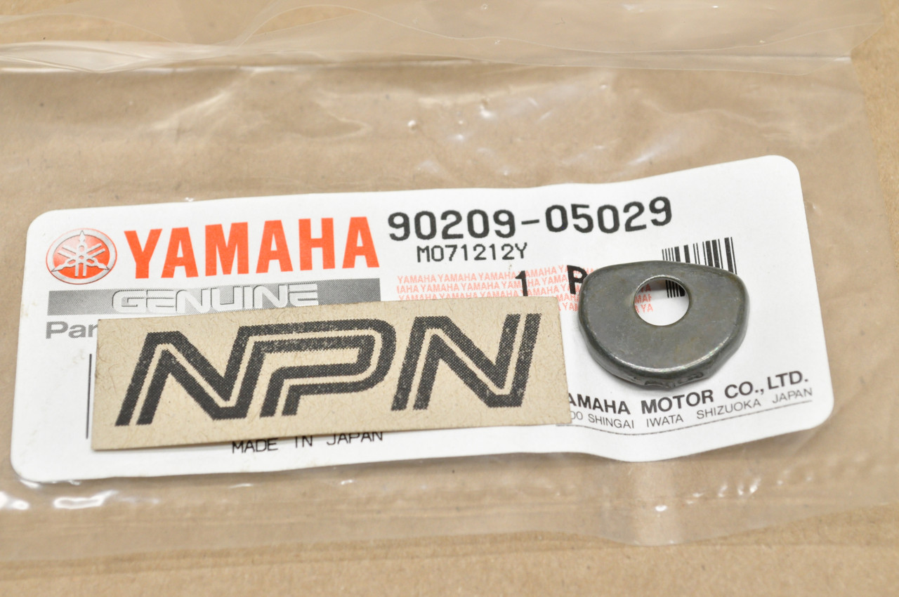 NOS Yamaha AT1 DT1 GT80 JT2 R5 RD125 RT1 TX650 XS1 XS2 Washer 90209-05029