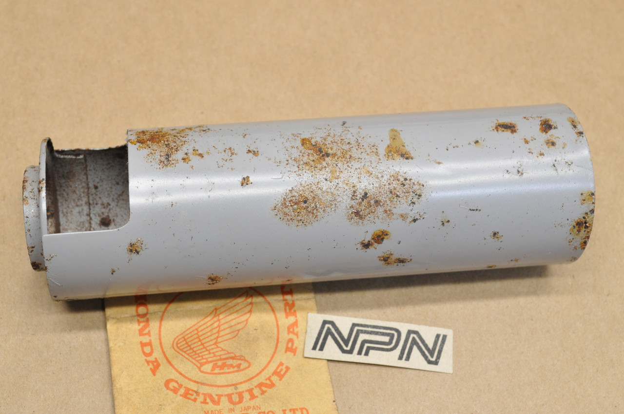 NOS Honda CB175 K3-K6 Right Front Fork Lower Cover in Primer 51611-240-000 Z