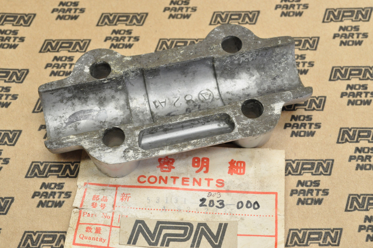 NOS Honda CA95 CA160 Handlebar Upper Holder Top Clamp 53131-203-000