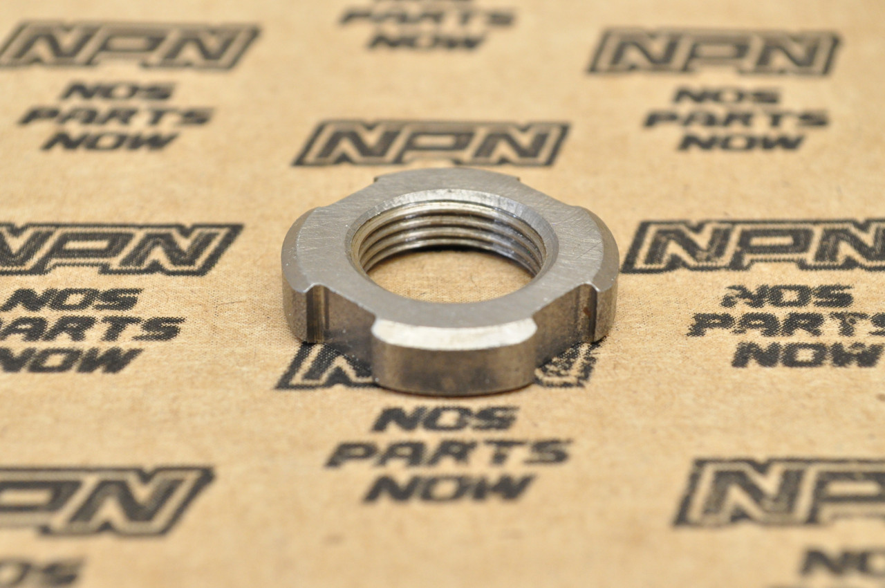 NOS Honda C100 C102 C105 C110 P50 PC50 S65 XR75 Z50 A Nut 90231-041-000