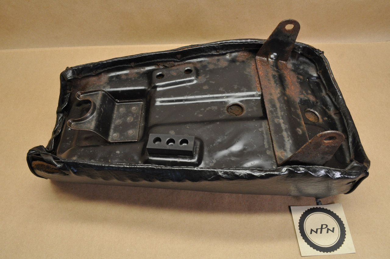 Vintage Used OEM Honda 1977-78 XR75 Seat 77100-153-000 - NOS Parts NOW