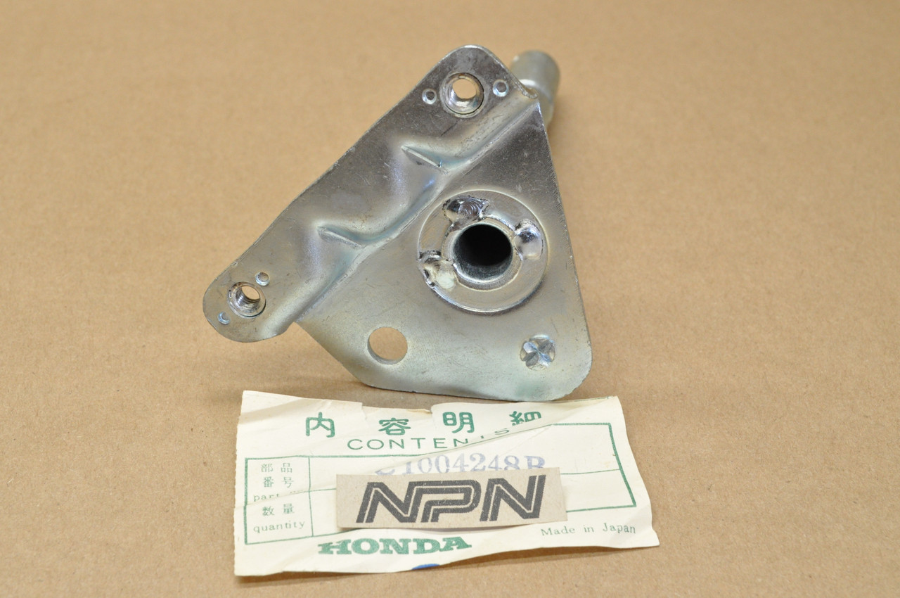 NOS Honda C100 CA100 C102 CA102 C105 T Rear Brake Pedal Pivot Pipe 50512-001-020