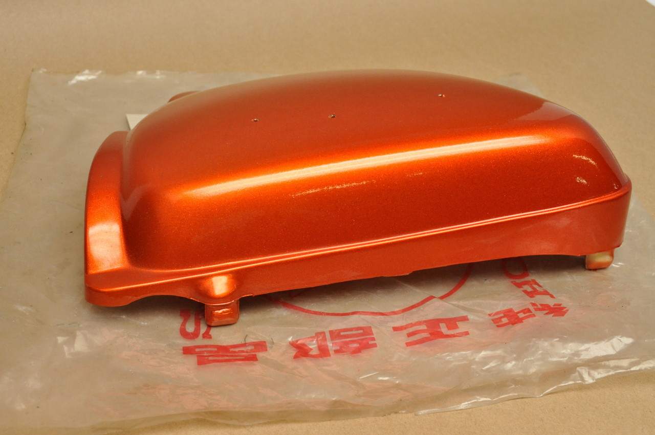 NOS Honda CB500 K2 CB550 K0-1976 Right Side Cover 83600-323-020 LV