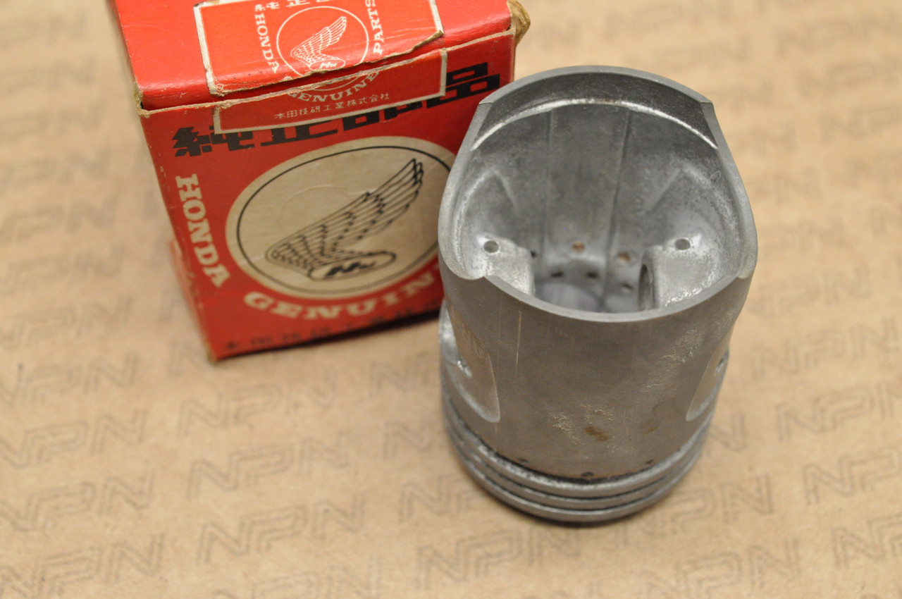 NOS Honda C100 CA100 Piston Standard (STD) Size 13101-001-020
