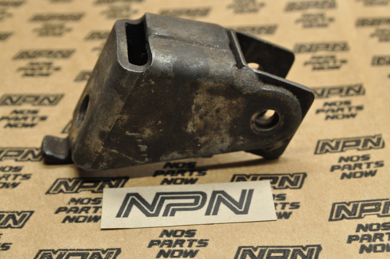 Vtg Used OEM Honda CL175 CL200 CL350 Rear Foot Peg Pillion Bracket C 95015-73200