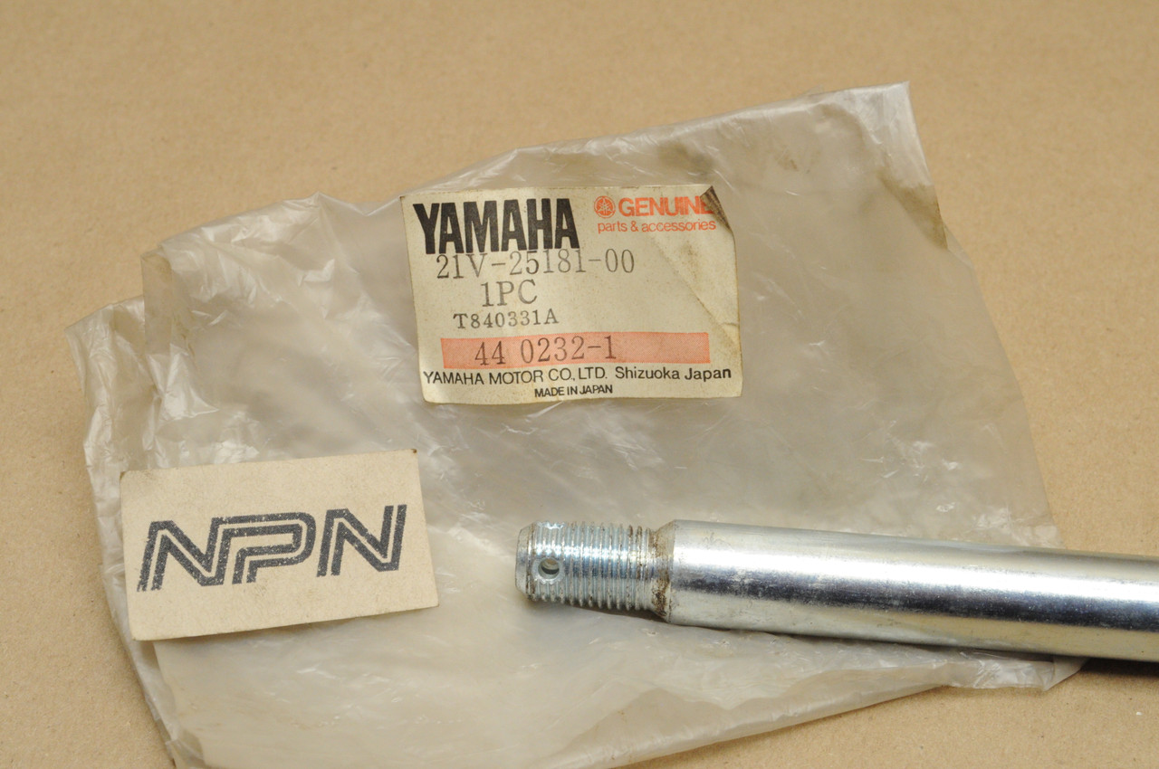 NOS Yamaha 1983-85 YTM200 Front Wheel Axle 21V-25181-00