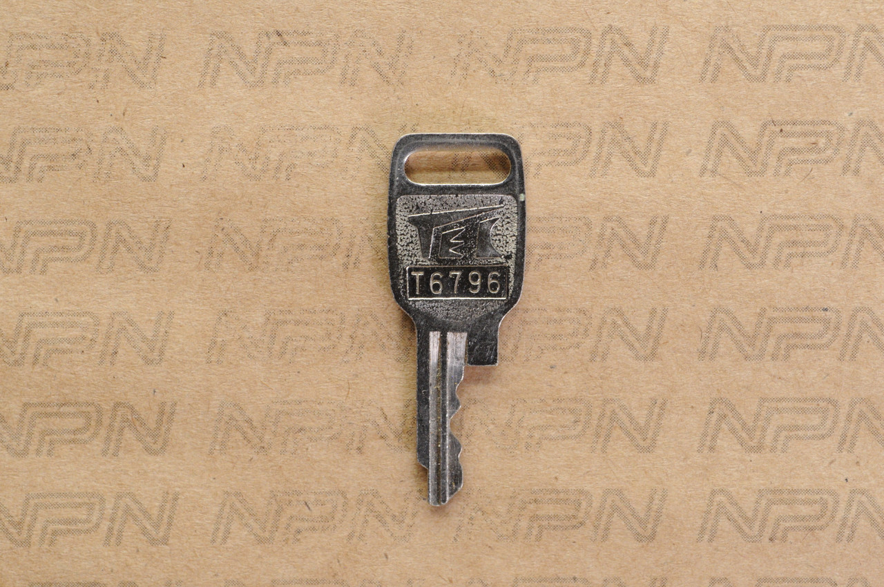 NOS Honda Lock Key & Ignition Switch Ward Cut Double Groove T6796