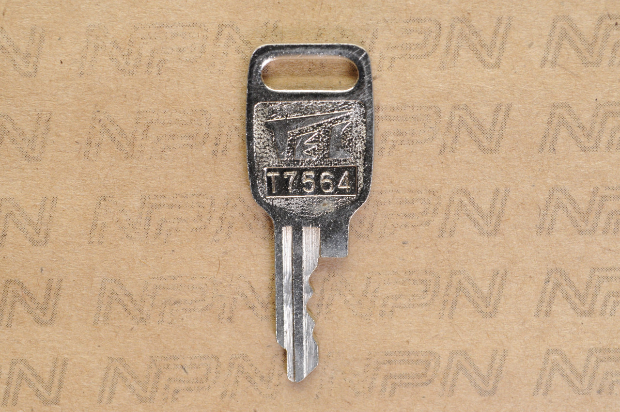 NOS Honda Lock Key & Ignition Switch Ward Cut Double Groove T7564