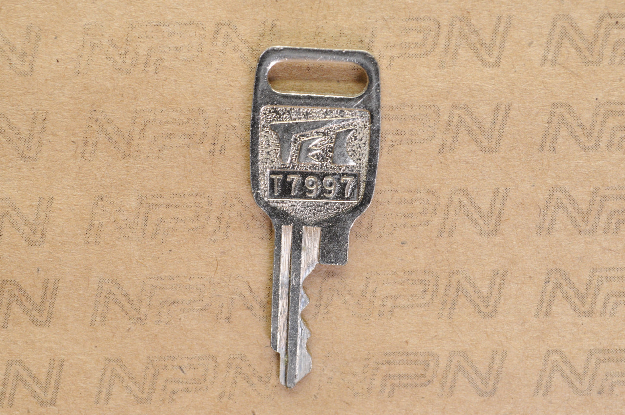 NOS Honda Lock Key & Ignition Switch Ward Cut Double Groove T7997