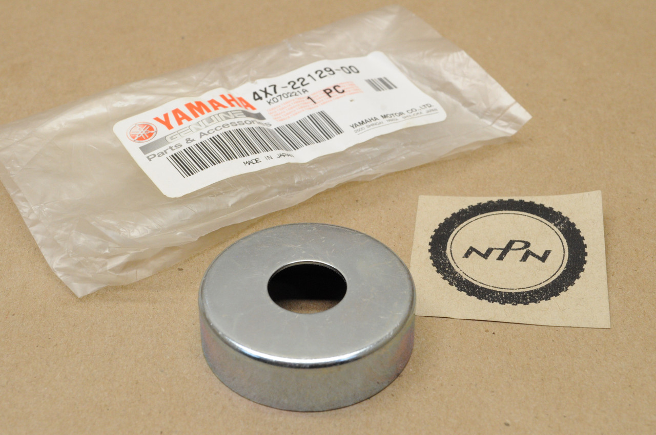 NOS Yamaha FJ600 FZ600 XV750 Thrust Cover #2 4X7-22129-00 - NOS