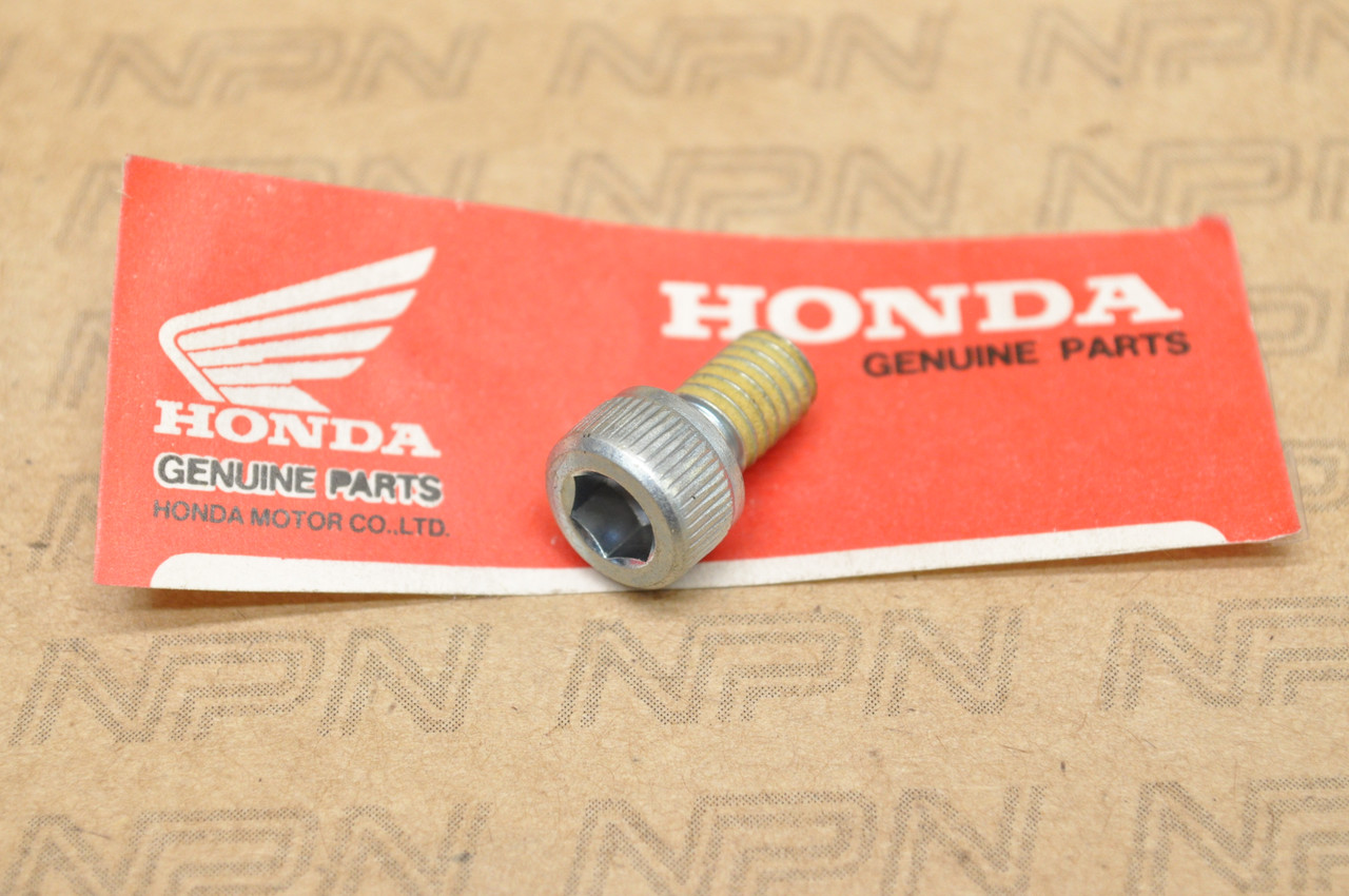 NOS Honda GL1500 Valkyrie VT1100 VT750 Shadow Socket Bolt 90001-GY6-900