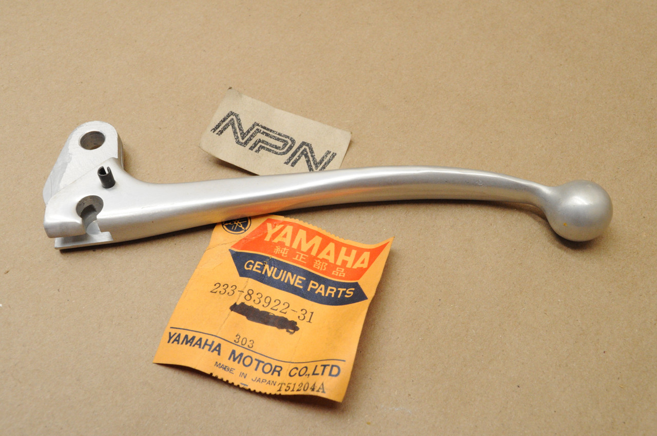 NOS Yamaha DT2 DT3 RT2 RT3 Right Brake Lever 233-83922-31