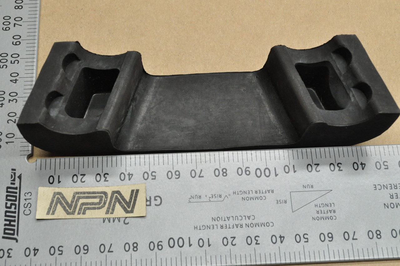 NOS Honda CB450 K0 Fuel Gas Tank Rubber B 17614-283-000