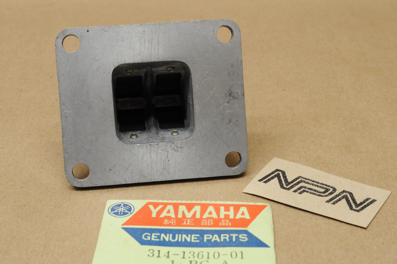 NOS Yamaha AT2 CT2 TY175 YZ50 DT125 RS1 RT100 Reed Valve Assembly 314-13610-01