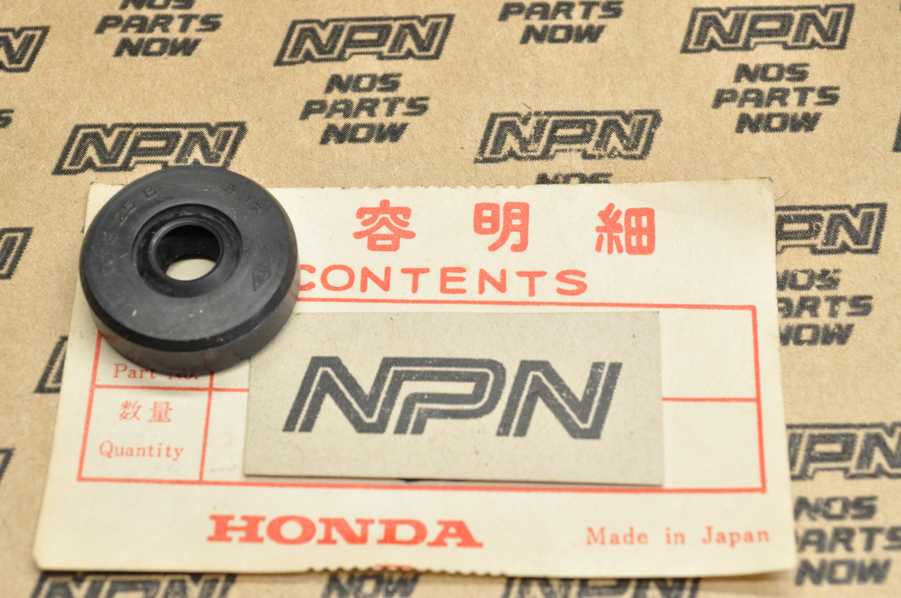 NOS Honda CA160 CA95 CB160 CB175 CB92 CL125 SL175 SS125 Oil Seal 91206-200-000