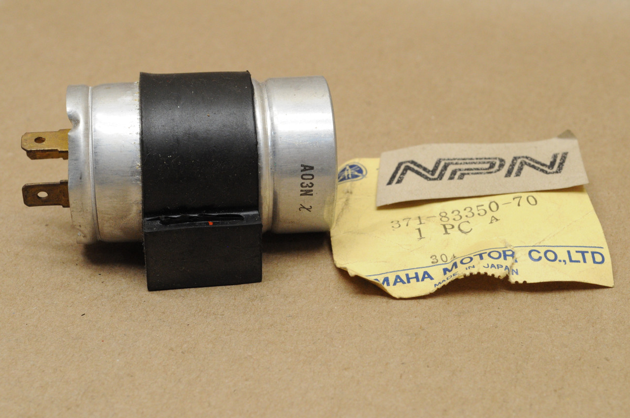 NOS Yamaha TX500 XS400 XS500 Turn Signal Flasher Relay 371-83350-70