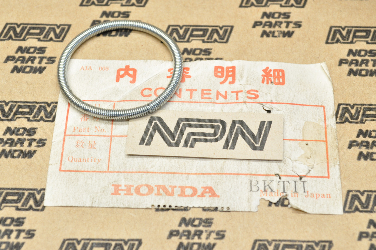 NOS Honda CL90 S90 Carburetor Air Filter Connecting Boot Spring 17256-028-000