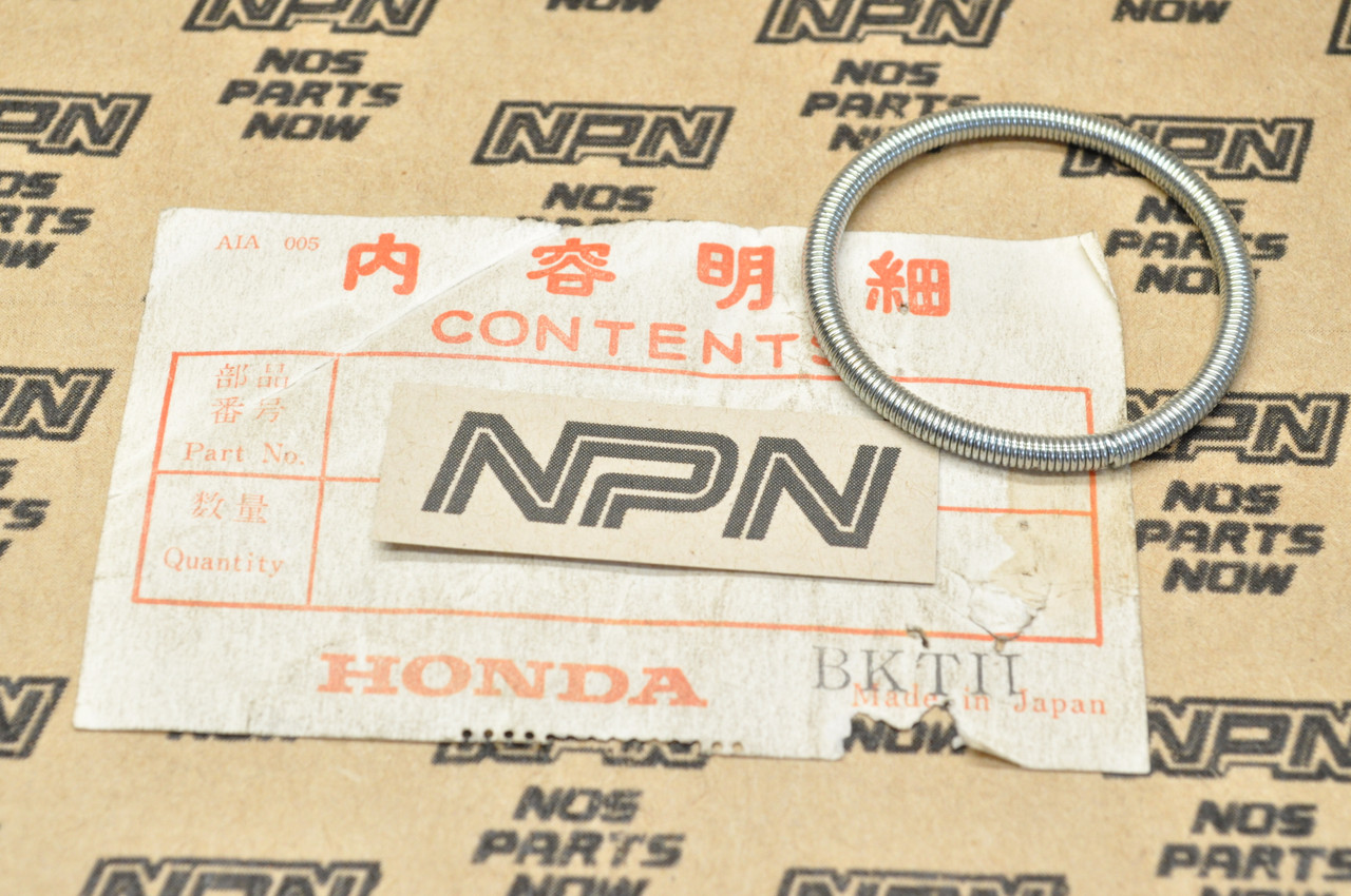 NOS Honda CL90 S90 Carburetor Air Filter Connecting Boot Spring 17256-028-000