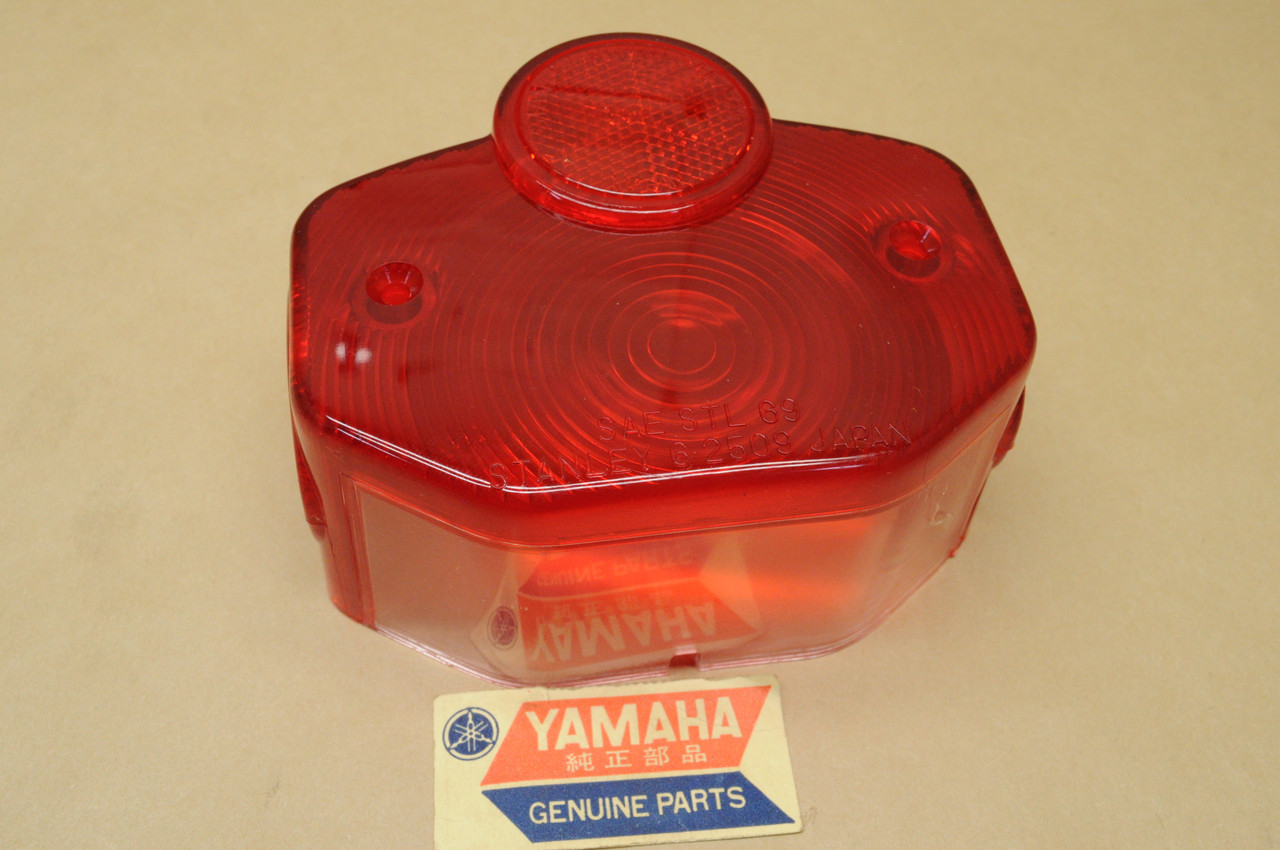 NOS Yamaha 1970 R5 1970 XS1 Taillight Lens 256-84721-60