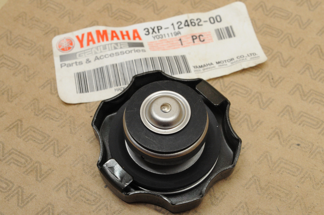 NOS Yamaha XVZ13 Radiator Cap 3XP-12462-00