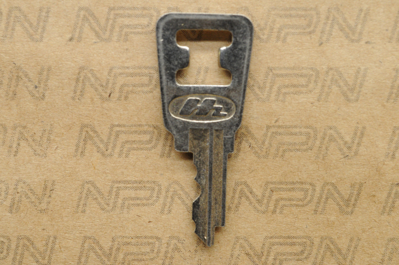 NOS Honda OEM Ignition Switch & Lock Key Ward Cut Double Groove Back H9069
