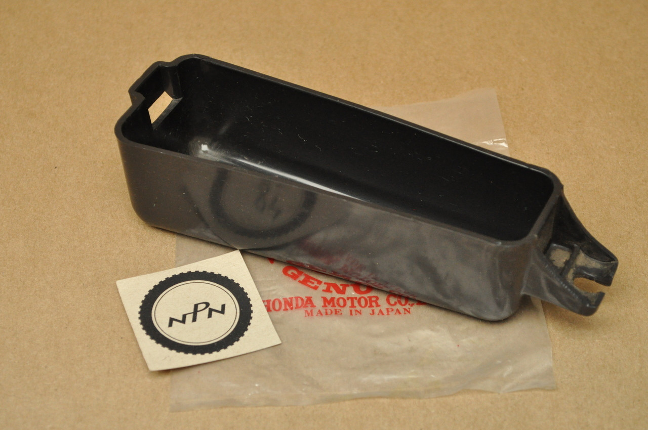 NOS Honda CL90 S90 Sport 90 Tool Kit Box Holder Tray 89211-028-000