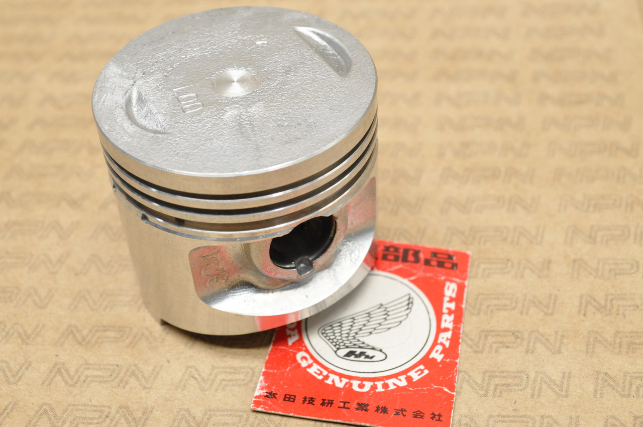 NOS Honda SL125 K0-K2 Piston 1.00 Oversize 13105-324-000