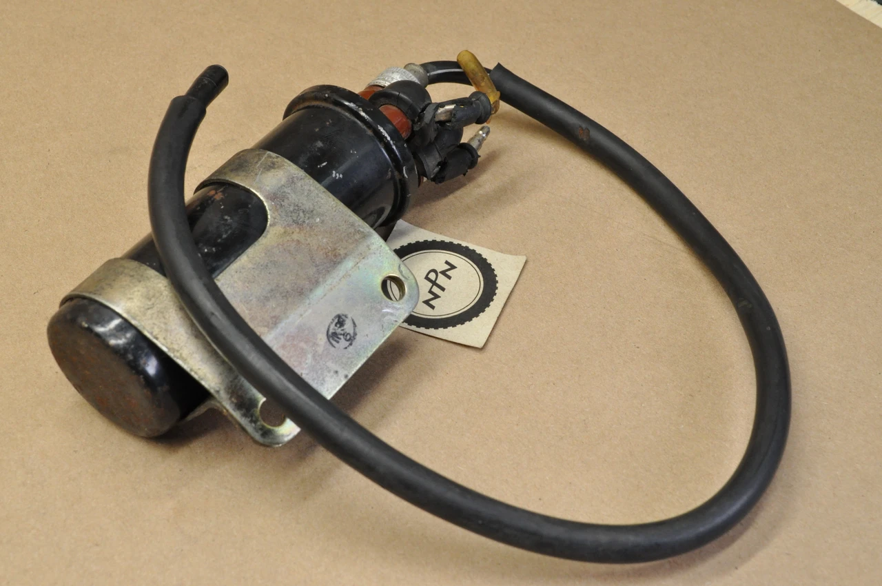 Vtg OEM Honda CB77 CB72 Left Ignition Coil w/ Mount Bracket 30520-268-020