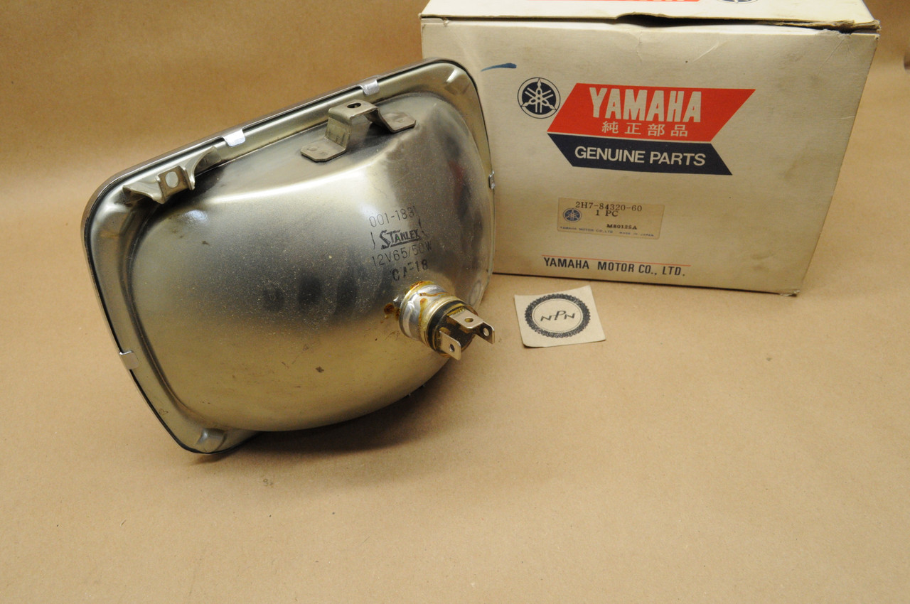 NOS Yamaha XS1100 Head Light Sealed Beam 12V 65/50W 2H7-84320-60