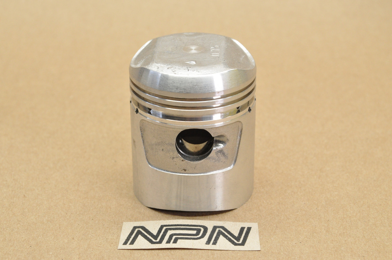 NOS Honda S65 Piston .75 Oversize 13104-035-010