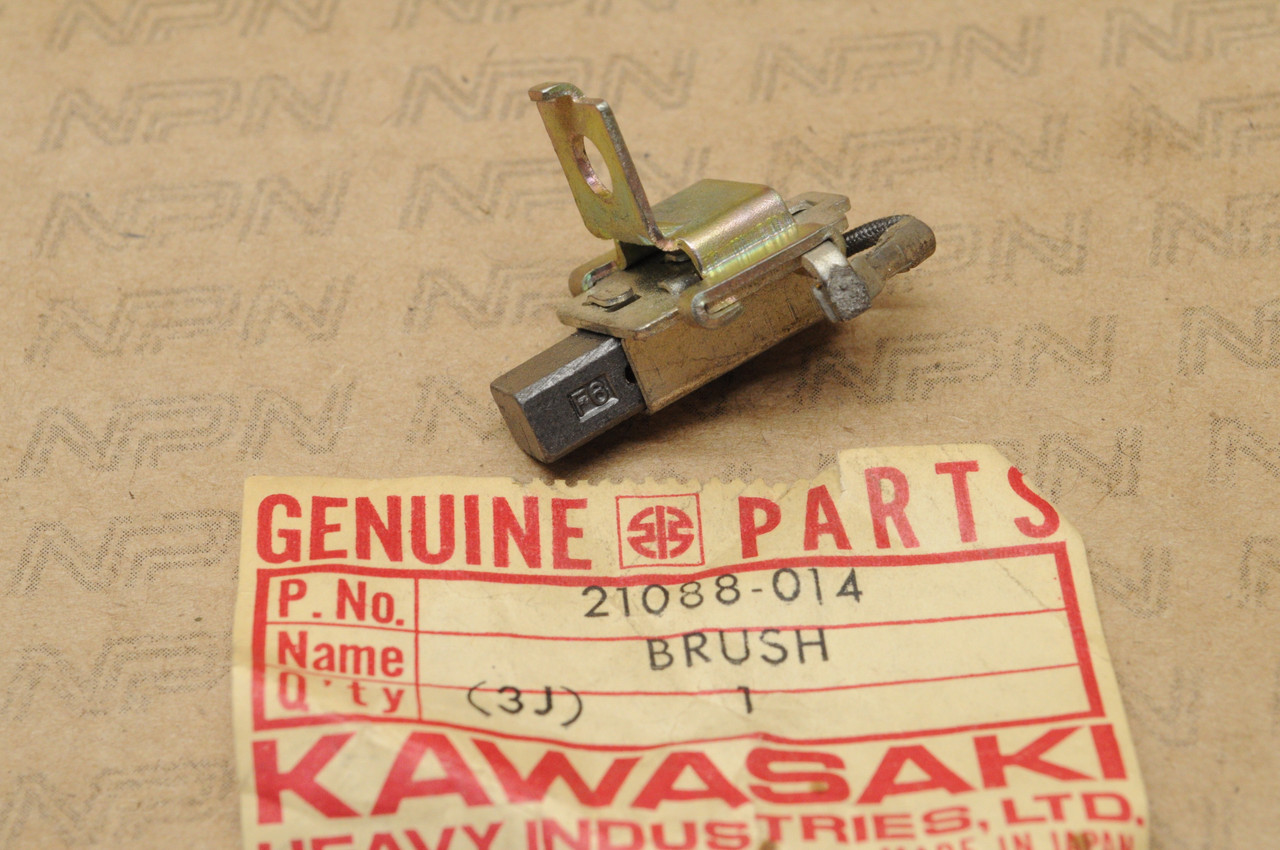 NOS Kawasaki 1969-75 H1 1976 KH500 Starter Ignition Carbon Brush 21088-014