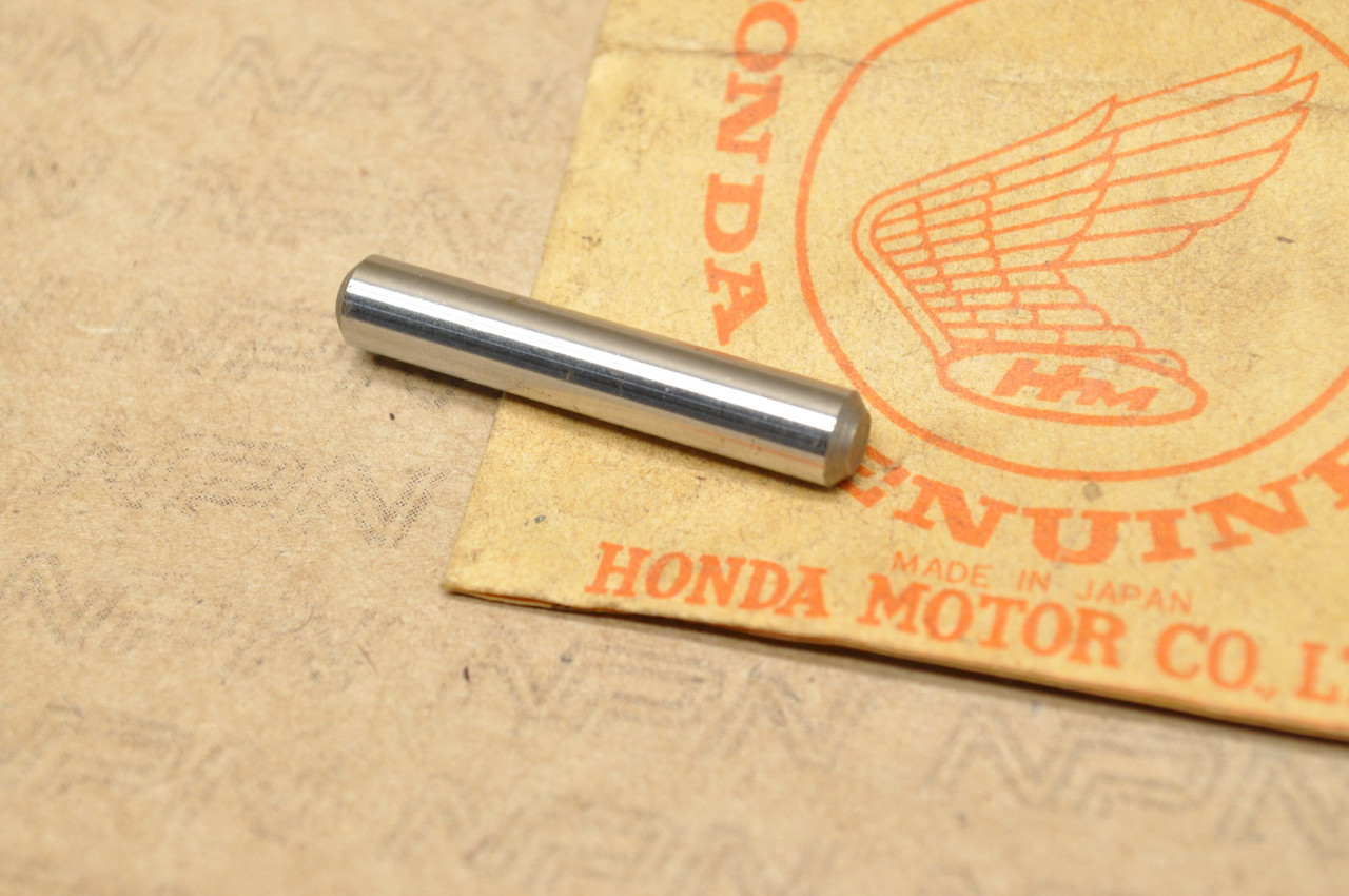 NOS Honda CB360 CB360T CJ360 T CL360 Cam Chain Tensioner Pin 14502-369-000