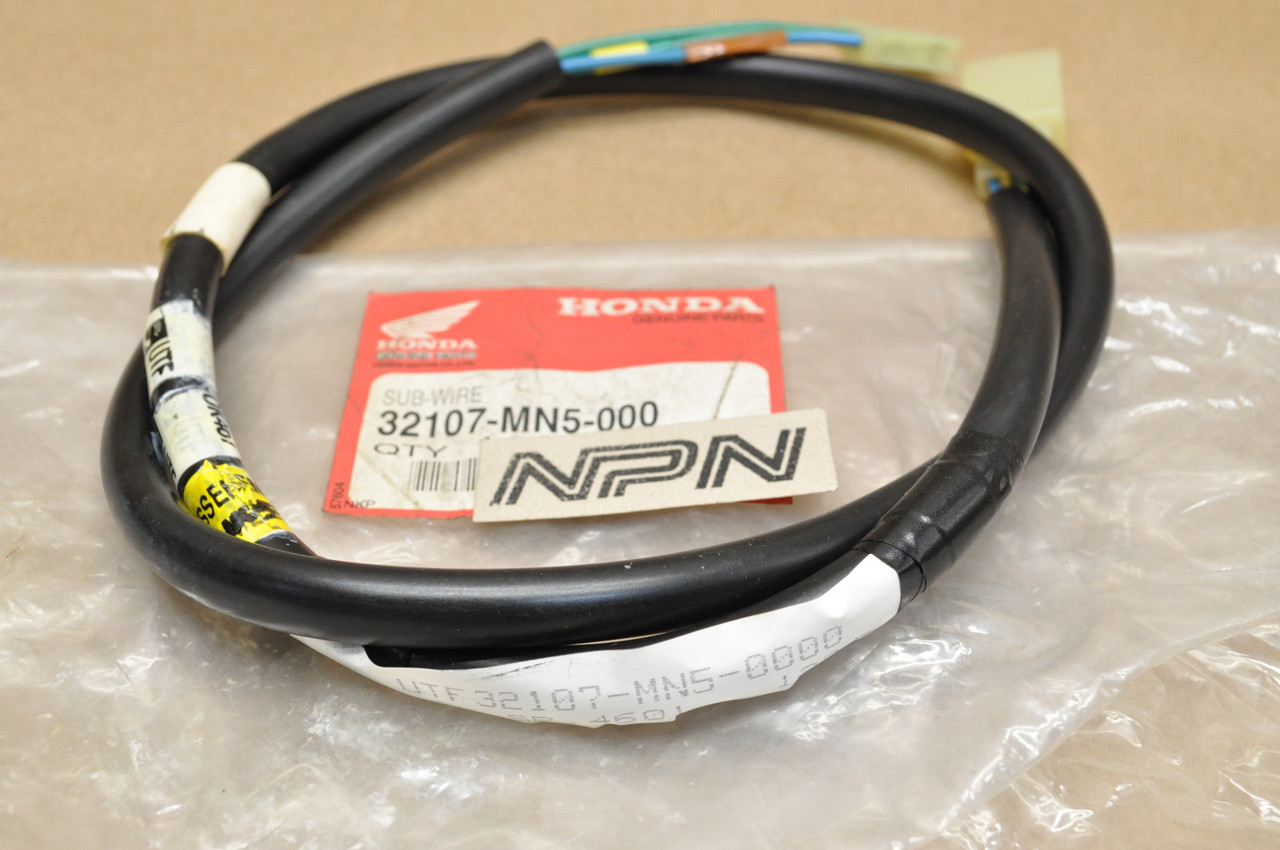 NOS Honda GL1500 Gold Wing Stop Brake Tail Light Sub Wire Harness 32107-MN5-000