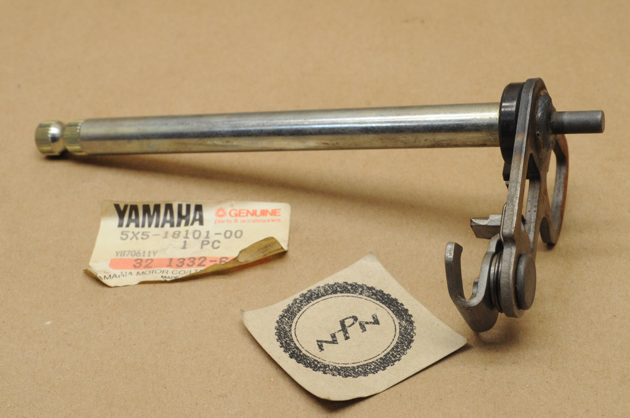 NOS Yamaha 1982 YZ490 COMPETITION Shift Shaft Assembly 5X5-18101