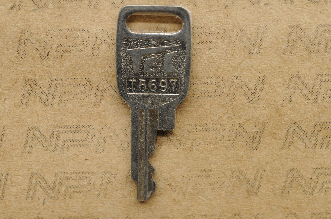 NOS Honda Lock Key & Ignition Switch Ward Cut Double Groove T6697