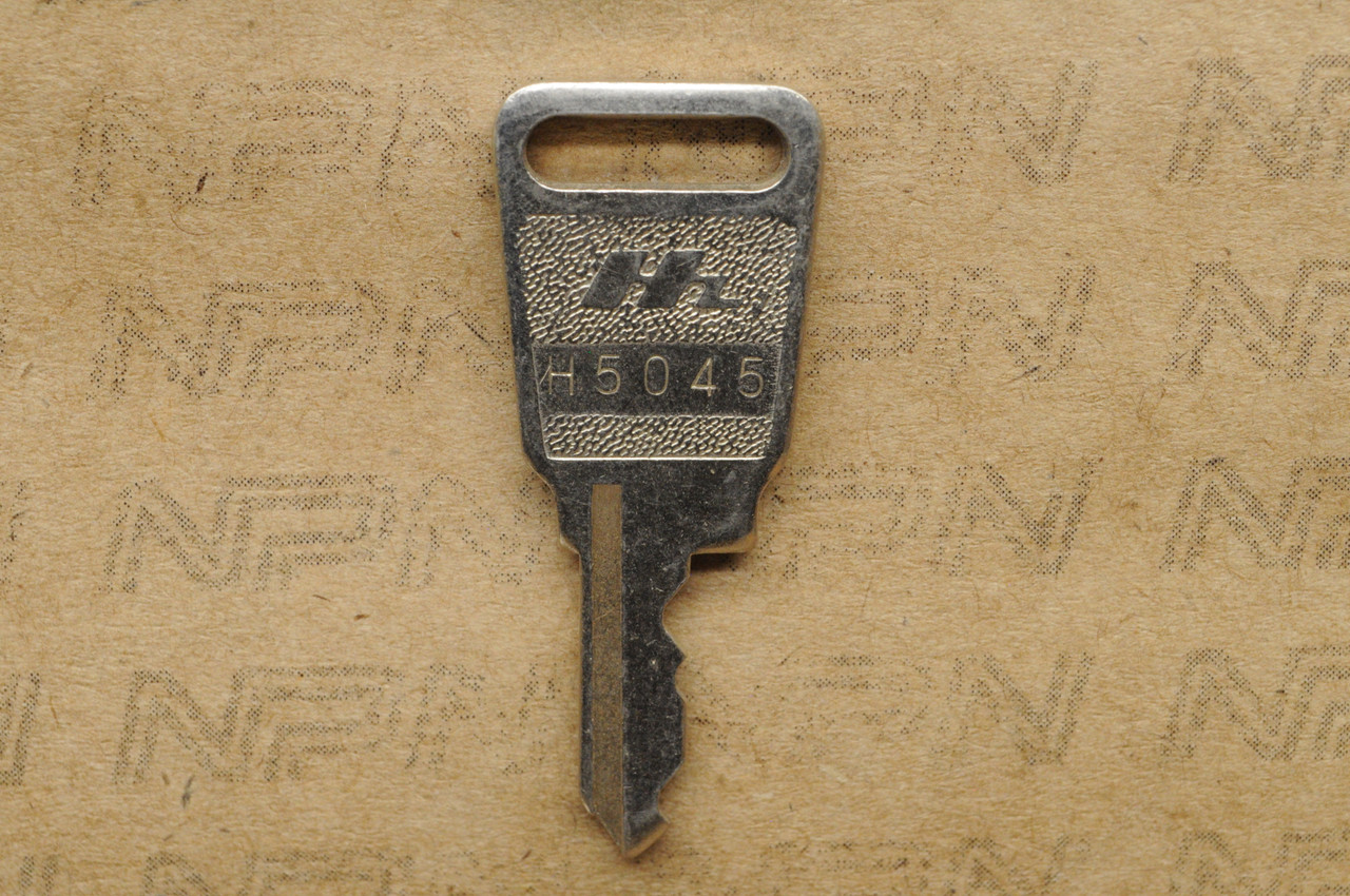 NOS OEM Honda Ignition  Lock & Switch Key Single Groove H5045