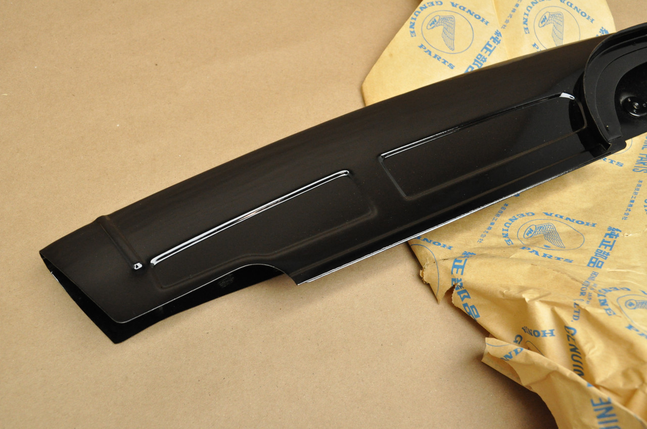 NOS Honda CA72 CA77 Upper Chain Guard Case Top Black 40510-253-000 B