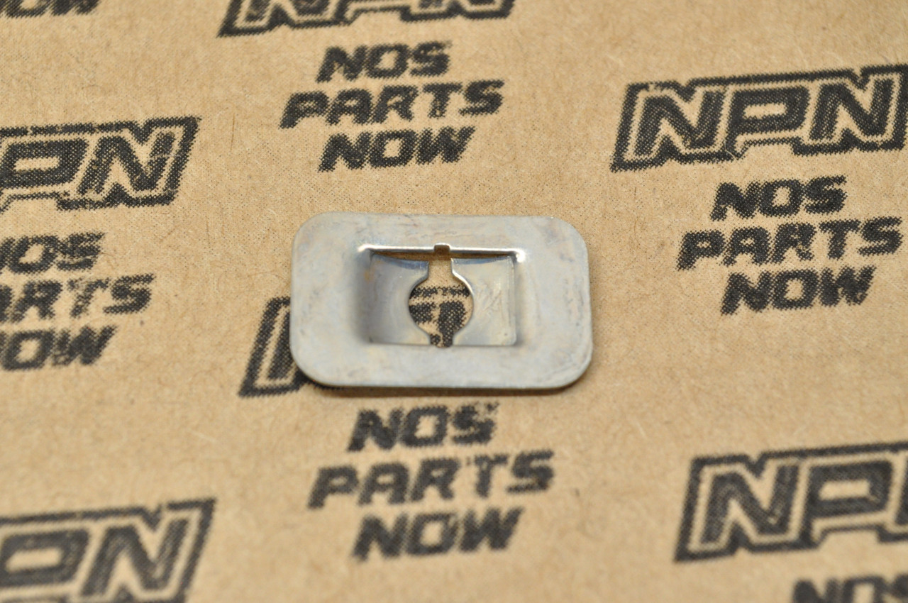 NOS Honda CA95 CB450 CL350 CL450 CL77 CT90 S90 SL350 Headlight Nut 33128-200-030