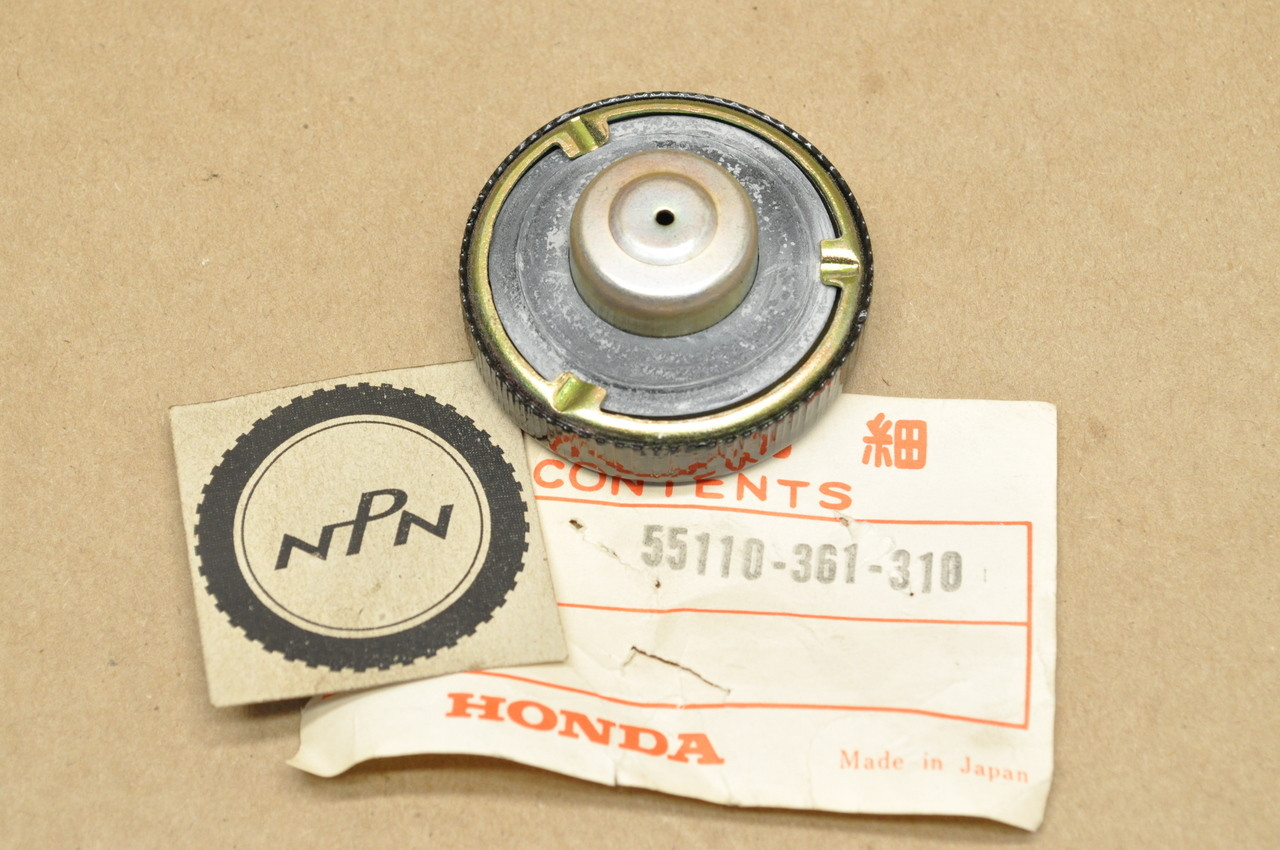 NOS Honda MT125 K0-1976 Oil Tank Cap 55110-361-310